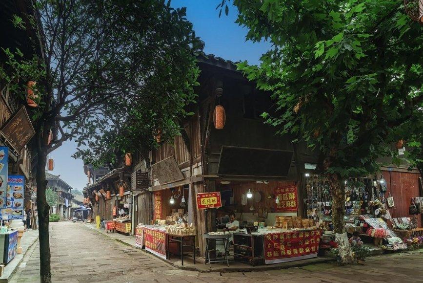 雅诗兰黛口红过期了还能用吗？游戏画面